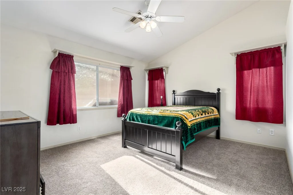 2904 Glen Aulin, Las Vegas, NV 89108