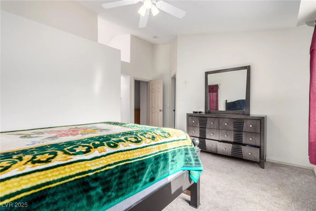 2904 Glen Aulin, Las Vegas, NV 89108