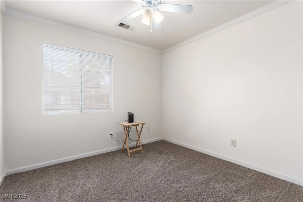 2904 Glen Aulin, Las Vegas, NV 89108