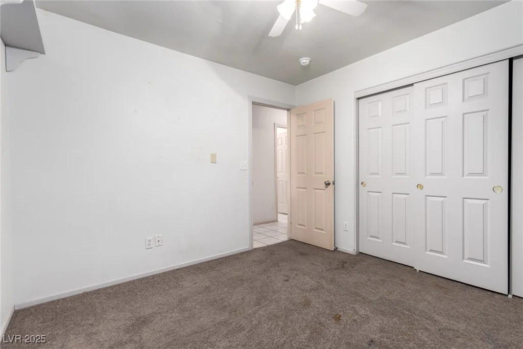 2904 Glen Aulin, Las Vegas, NV 89108