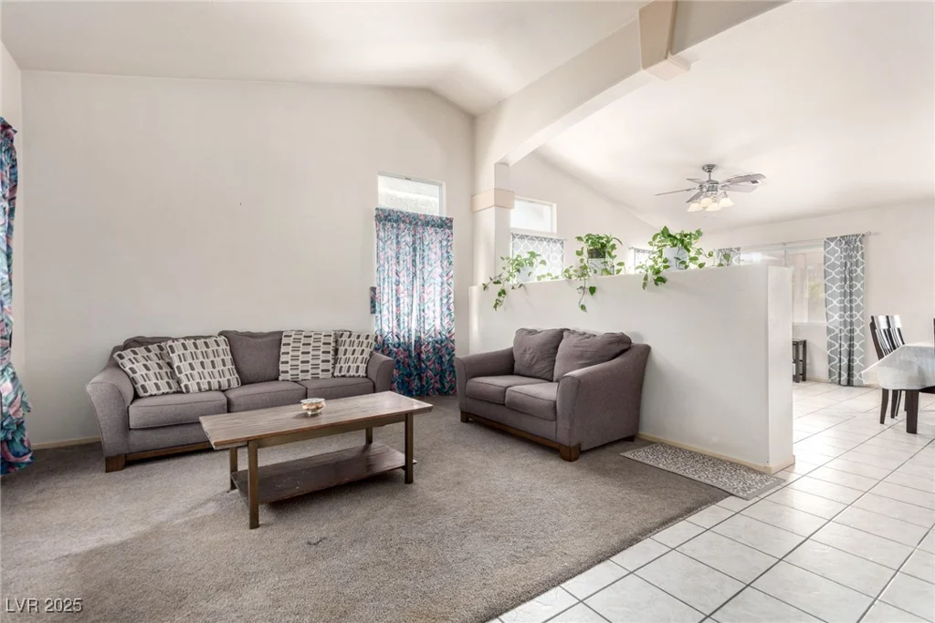 2904 Glen Aulin, Las Vegas, NV 89108