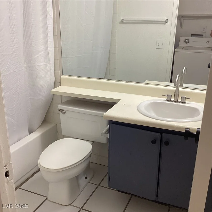 2112 Sun, North Las Vegas, NV 89030
