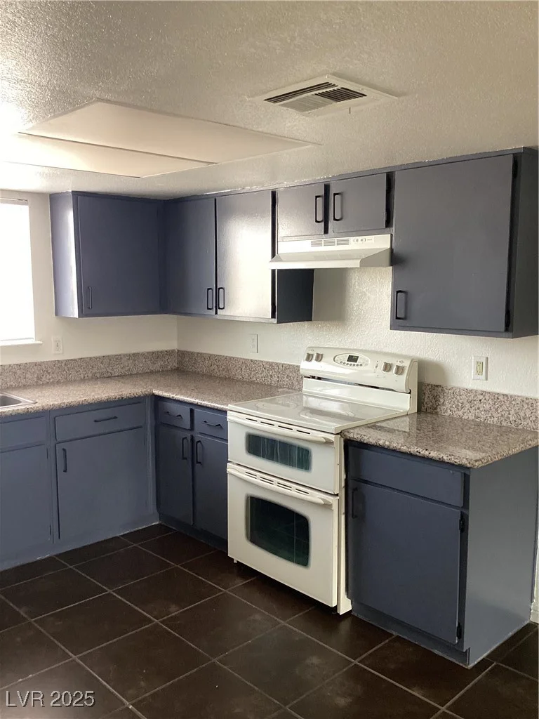 2112 Sun, North Las Vegas, NV 89030