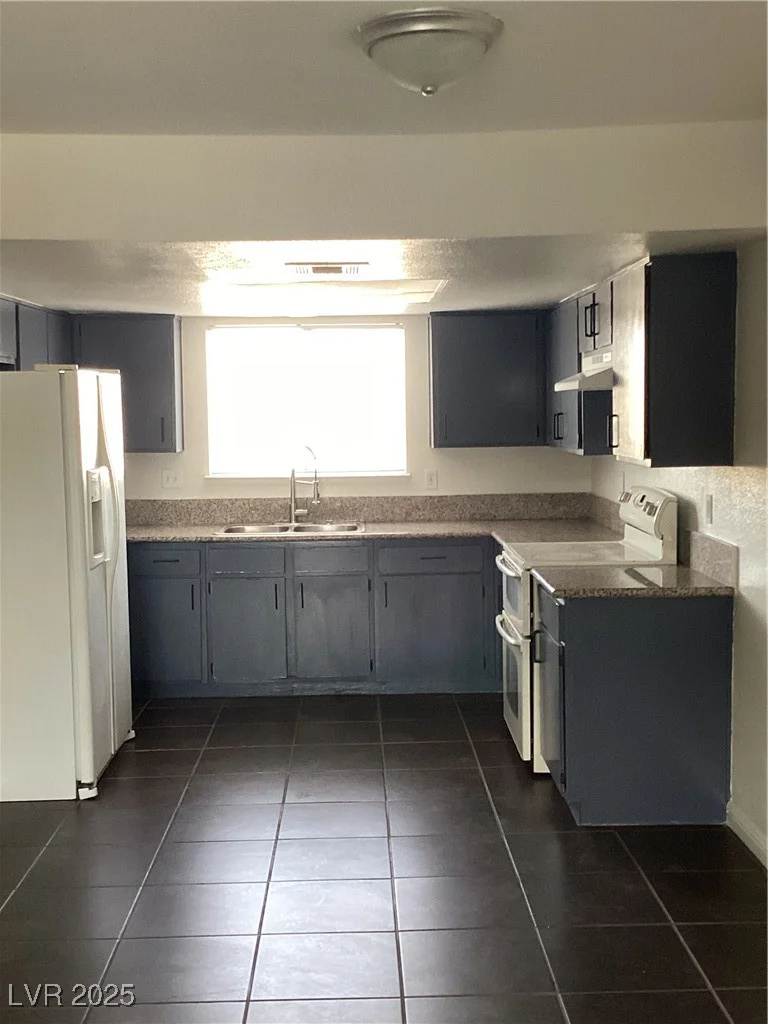2112 Sun, North Las Vegas, NV 89030