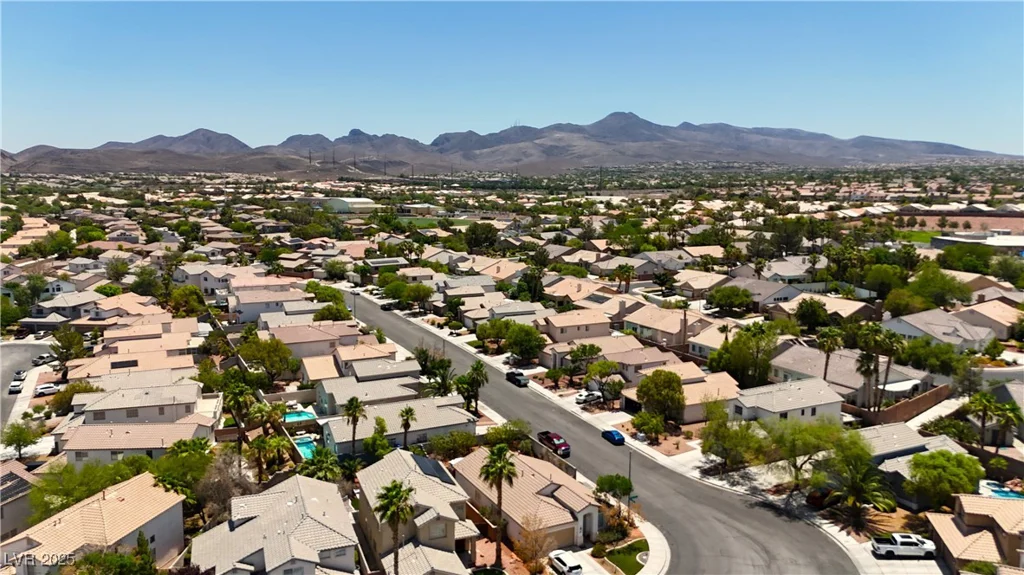 1002 Prestige Meadows, Henderson, NV 89052