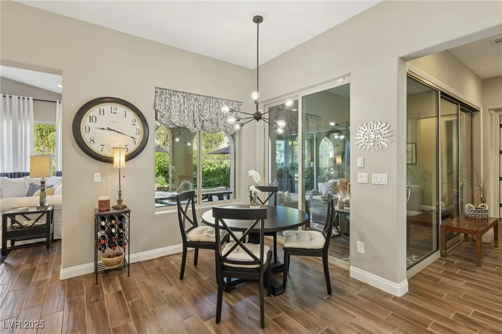 425 Rosina Vista, Las Vegas, NV 89138