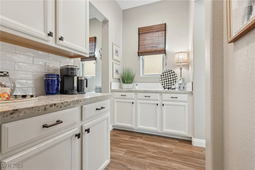 425 Rosina Vista, Las Vegas, NV 89138