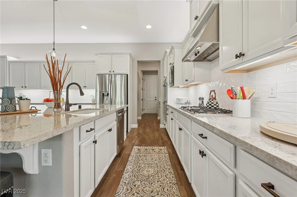 425 Rosina Vista, Las Vegas, NV 89138