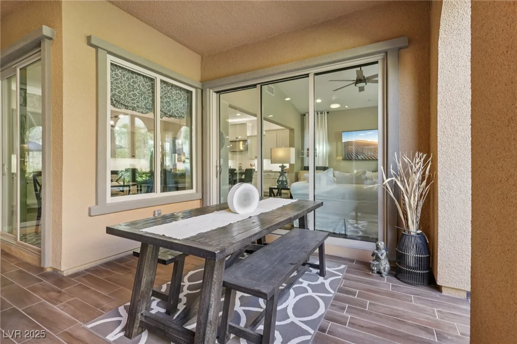 425 Rosina Vista, Las Vegas, NV 89138