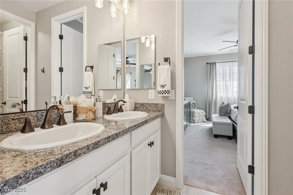 425 Rosina Vista, Las Vegas, NV 89138