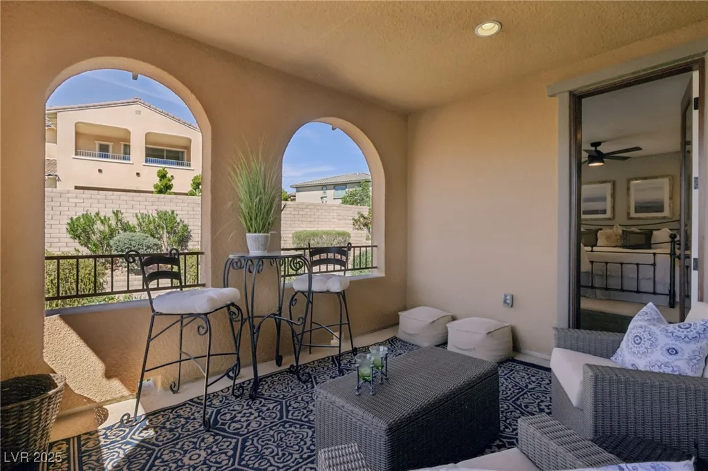425 Rosina Vista, Las Vegas, NV 89138