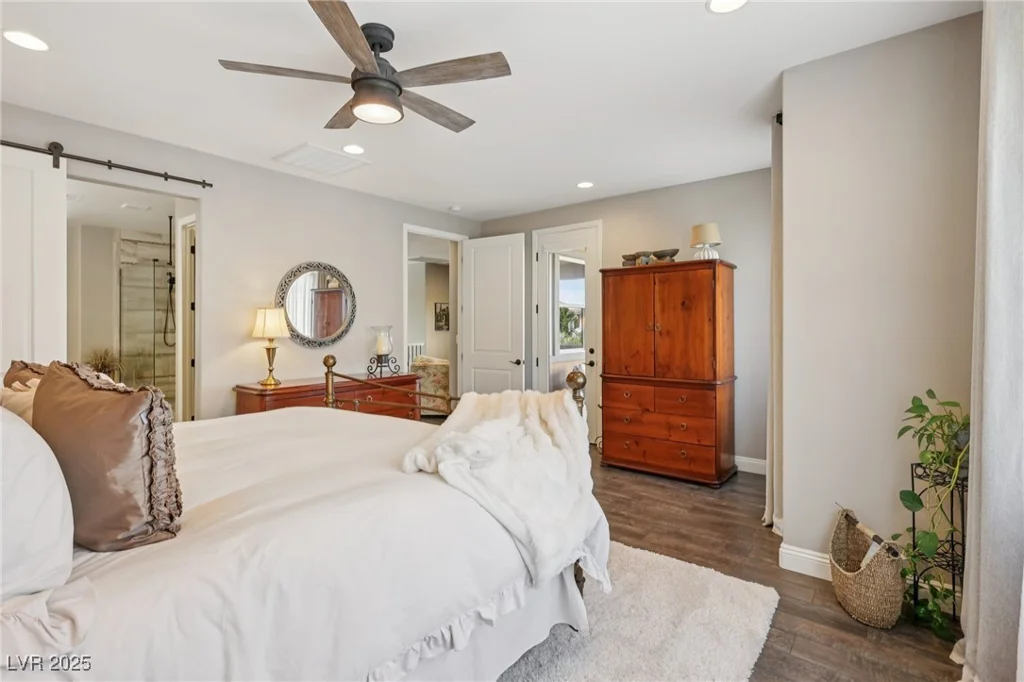 425 Rosina Vista, Las Vegas, NV 89138