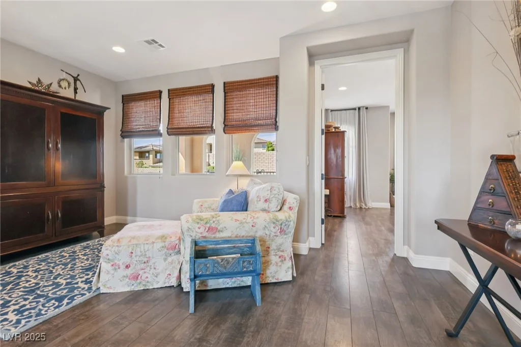 425 Rosina Vista, Las Vegas, NV 89138