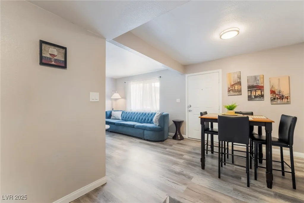 493 McKellar, Las Vegas, NV 89119