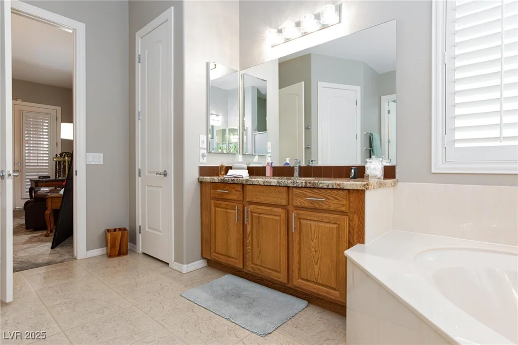 2120 Twin Falls, Henderson, NV 89044