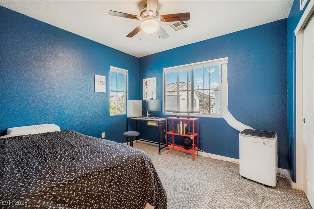 6132 Wild Waters, Las Vegas, NV 89139