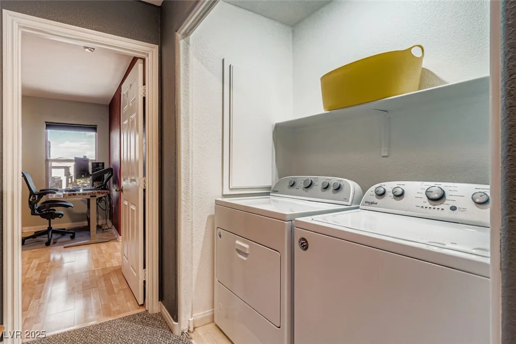 6132 Wild Waters, Las Vegas, NV 89139