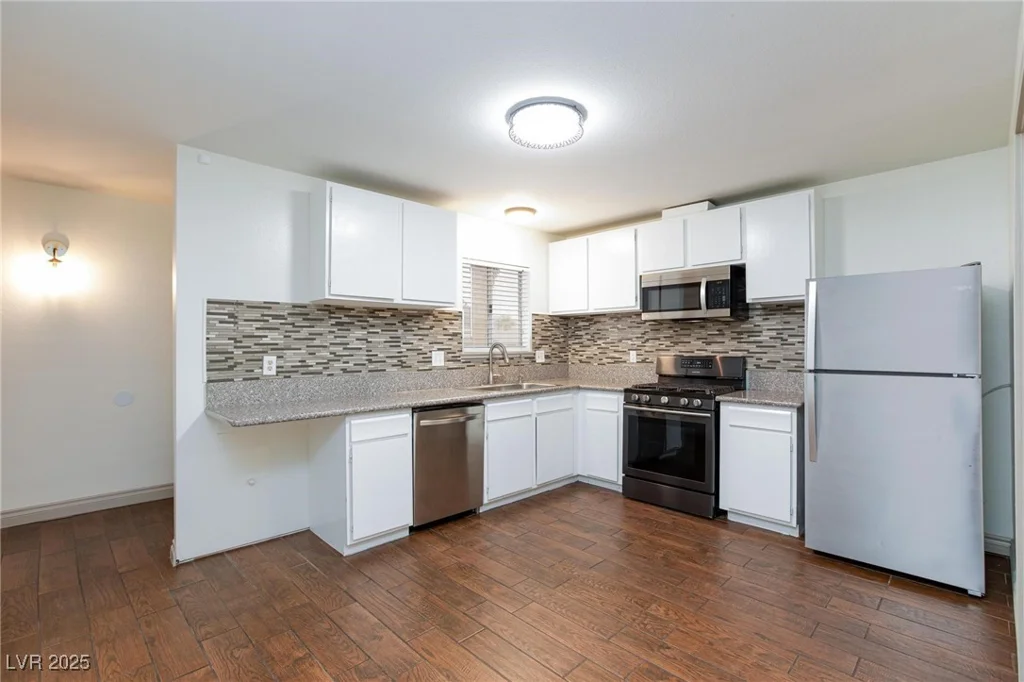 4321 El Antonio, Las Vegas, NV 89121