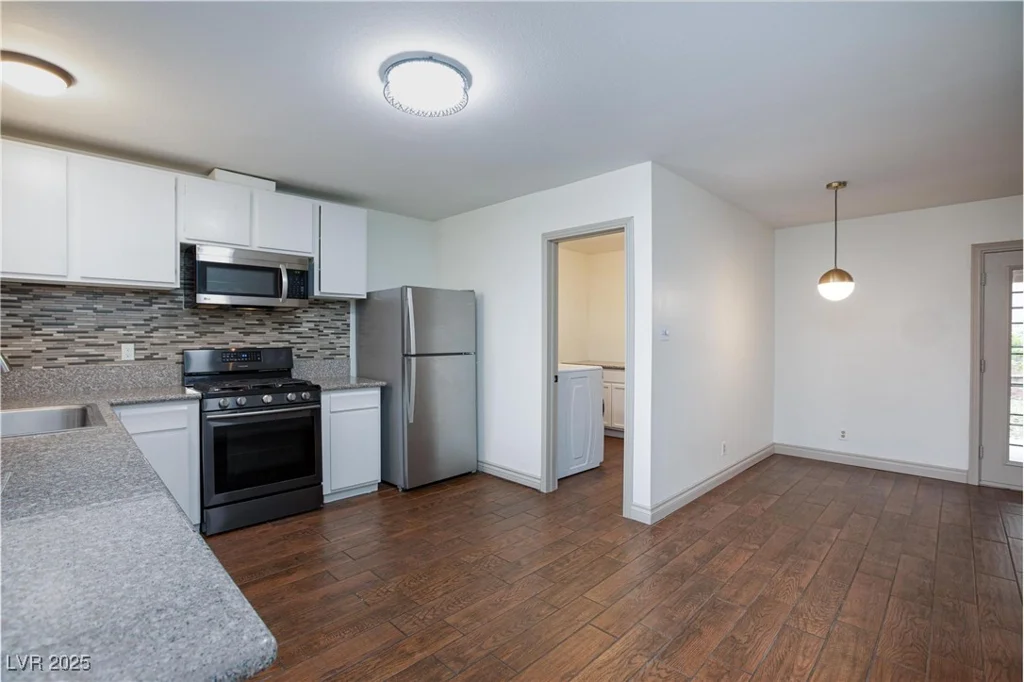 4321 El Antonio, Las Vegas, NV 89121