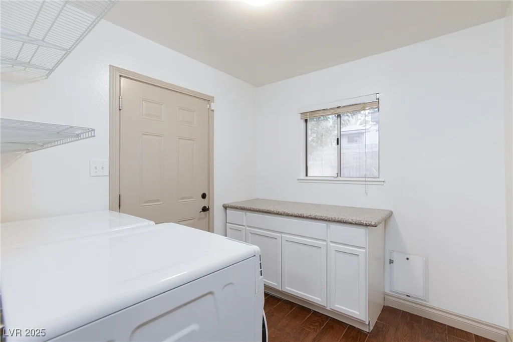 4321 El Antonio, Las Vegas, NV 89121