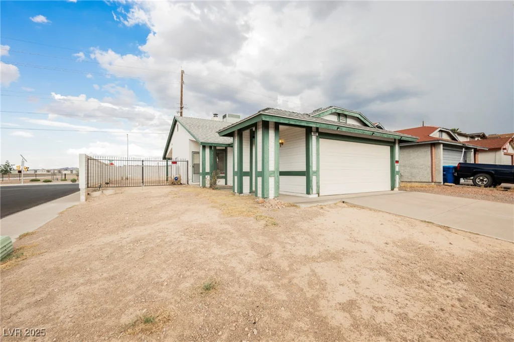 1642 Keena, Henderson, NV 89011