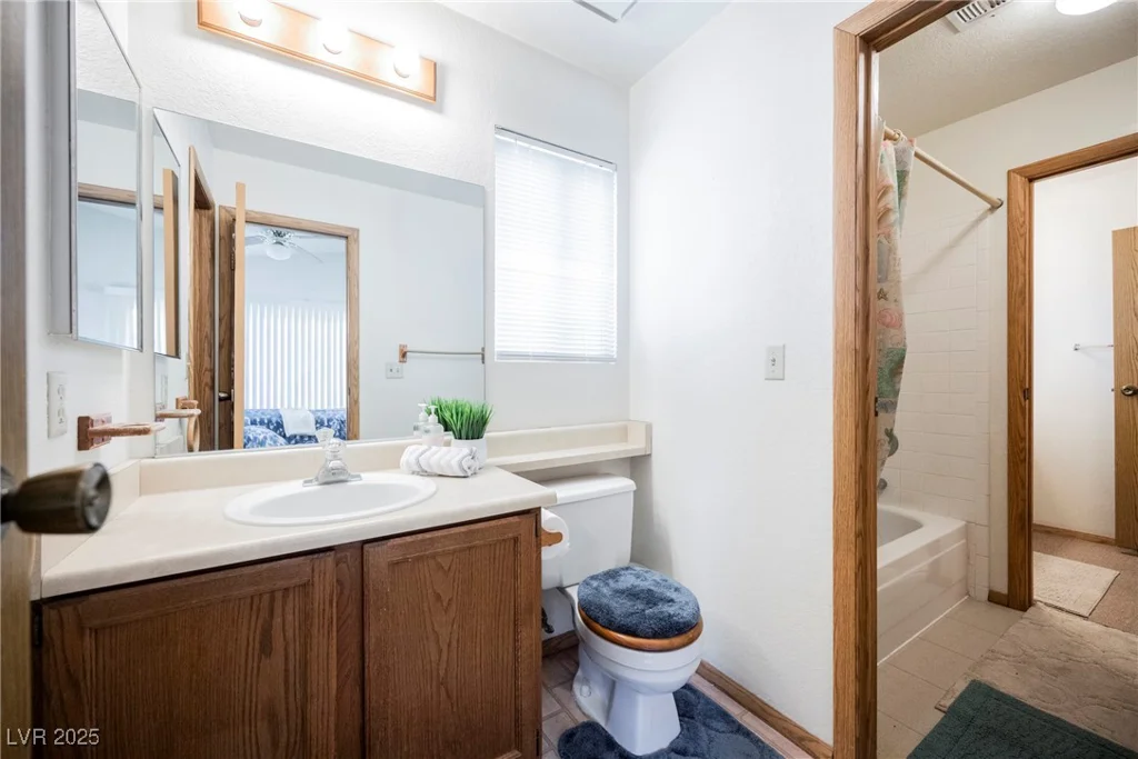 1642 Keena, Henderson, NV 89011