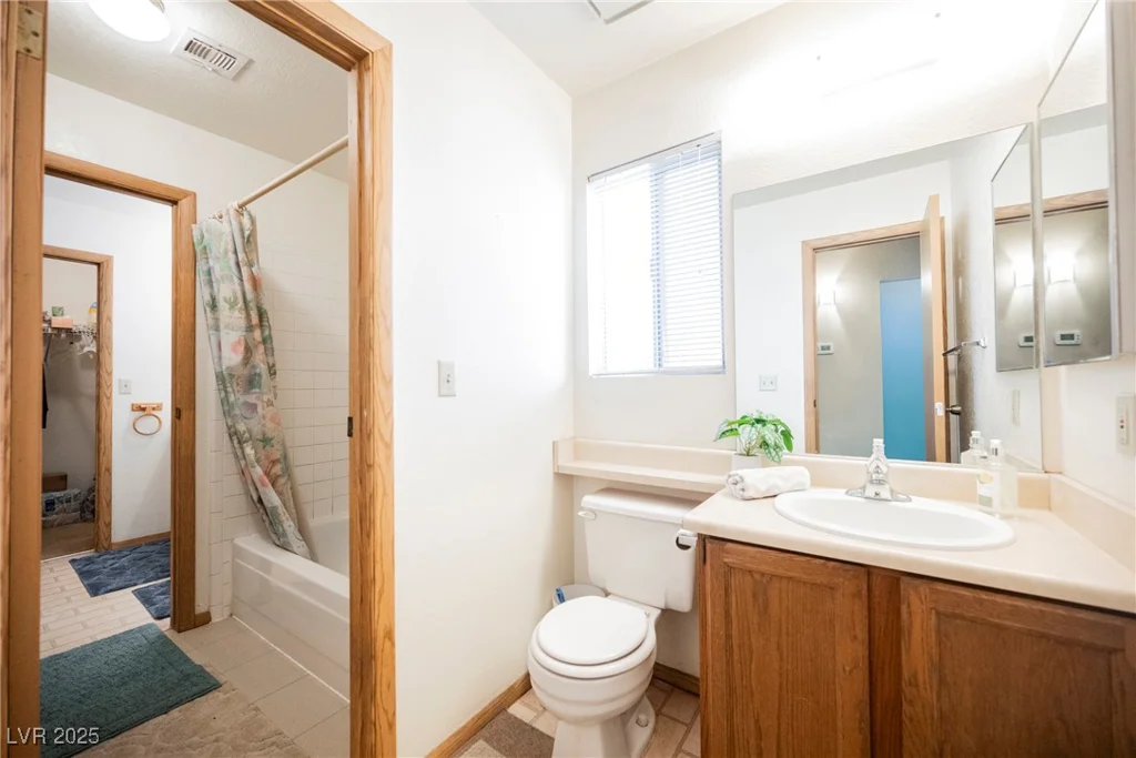 1642 Keena, Henderson, NV 89011
