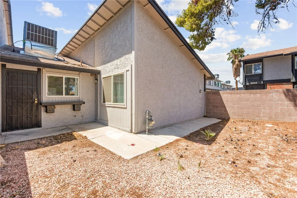 3521 Mercury, North Las Vegas, NV 89030