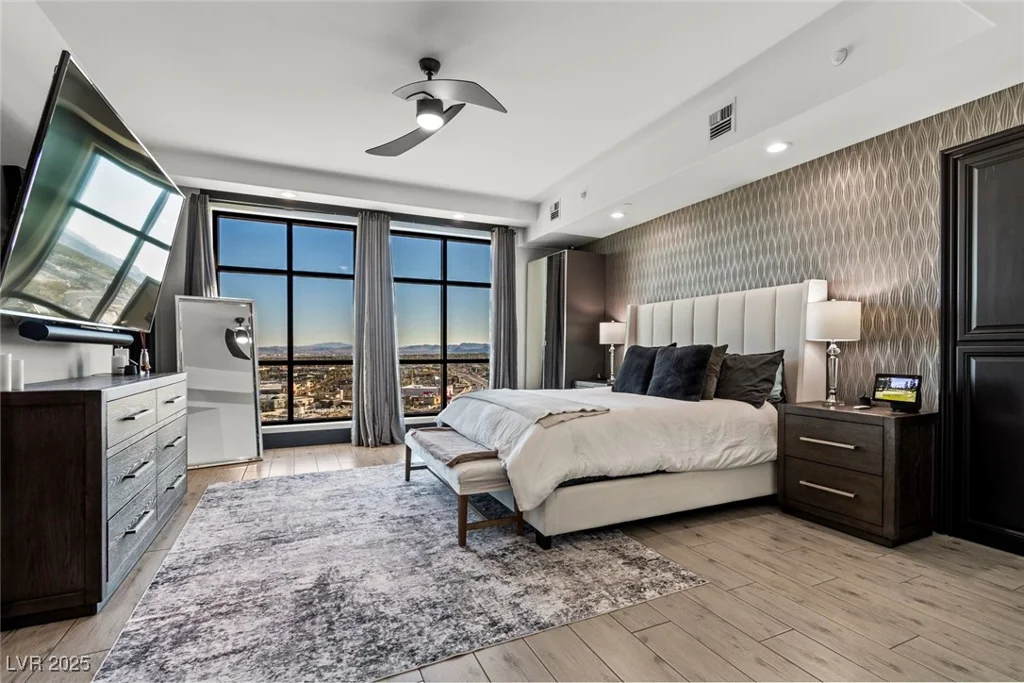 9101 Alta, Las Vegas, NV 89145