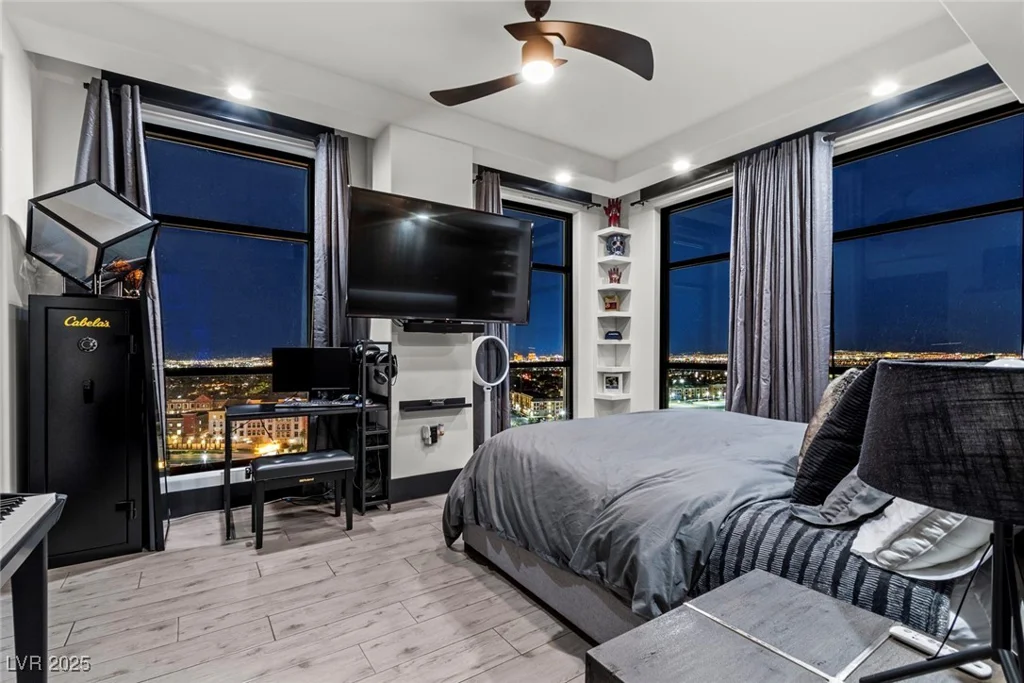 9101 Alta, Las Vegas, NV 89145