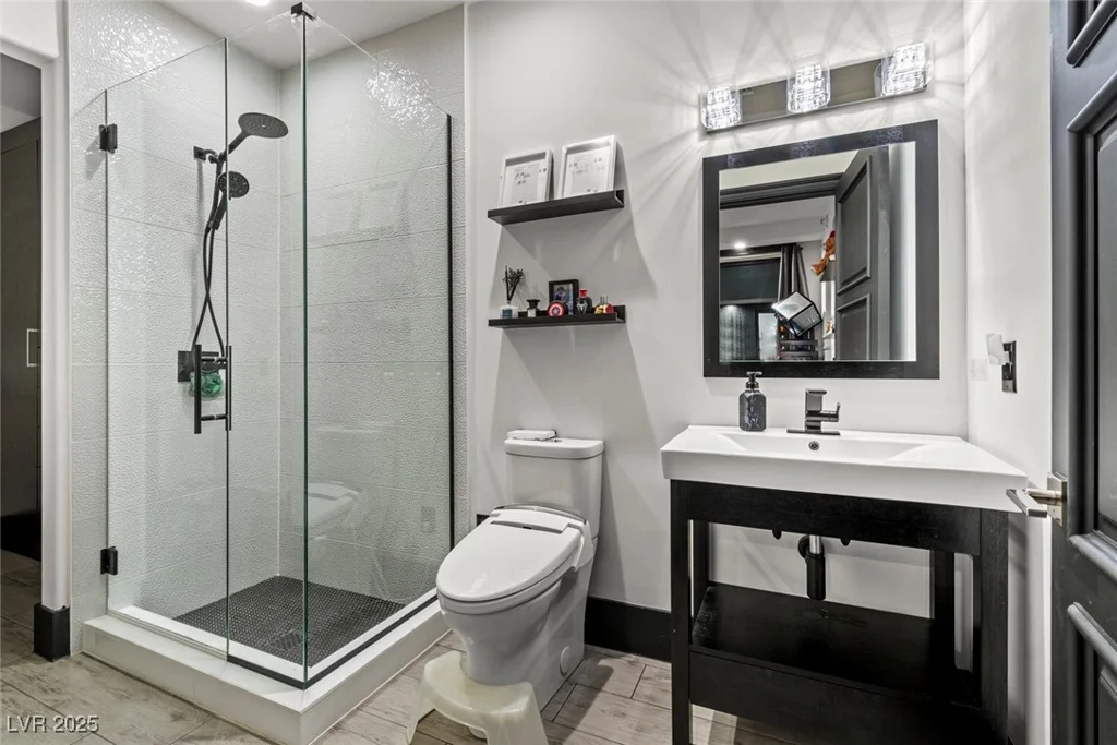 9101 Alta, Las Vegas, NV 89145