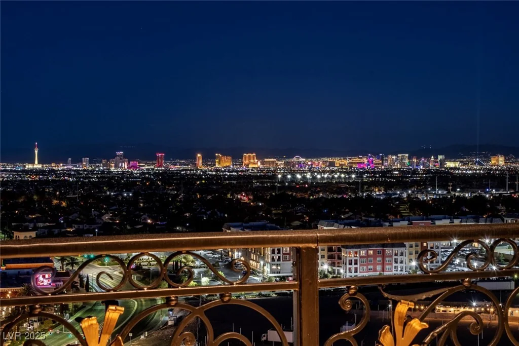 9101 Alta, Las Vegas, NV 89145