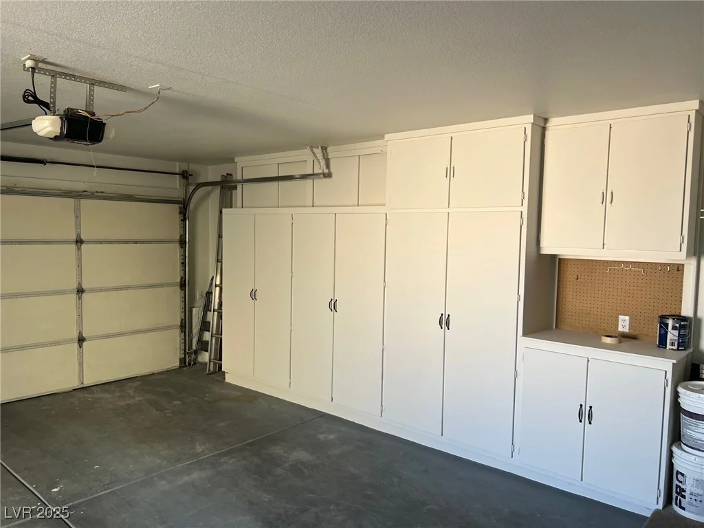 10012 Bundella, Las Vegas, NV 89134