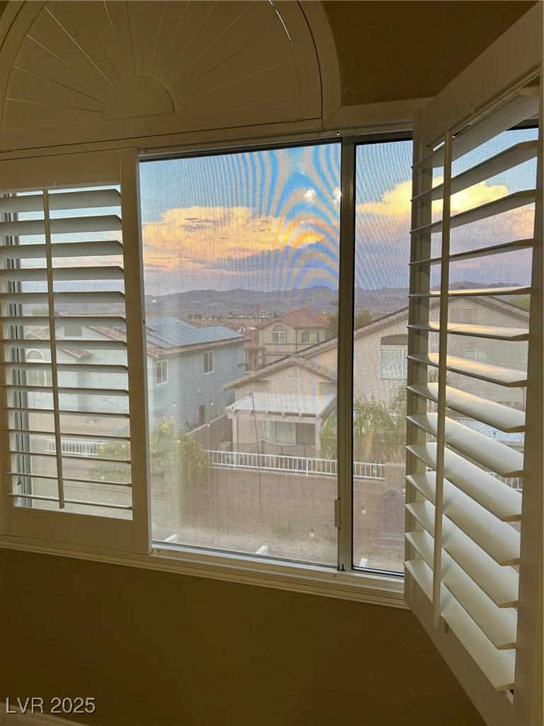 1008 Ridgegate, Henderson, NV 89002