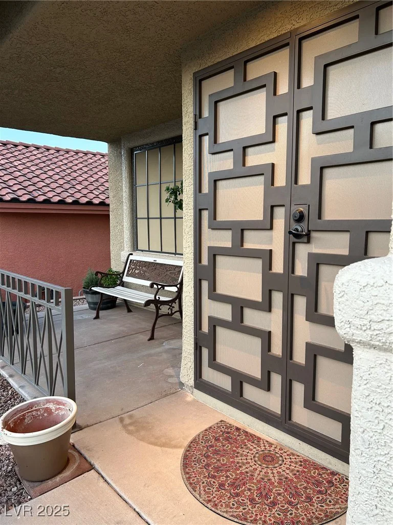 1008 Ridgegate, Henderson, NV 89002
