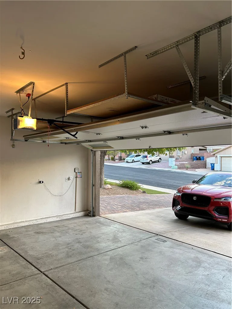 1008 Ridgegate, Henderson, NV 89002
