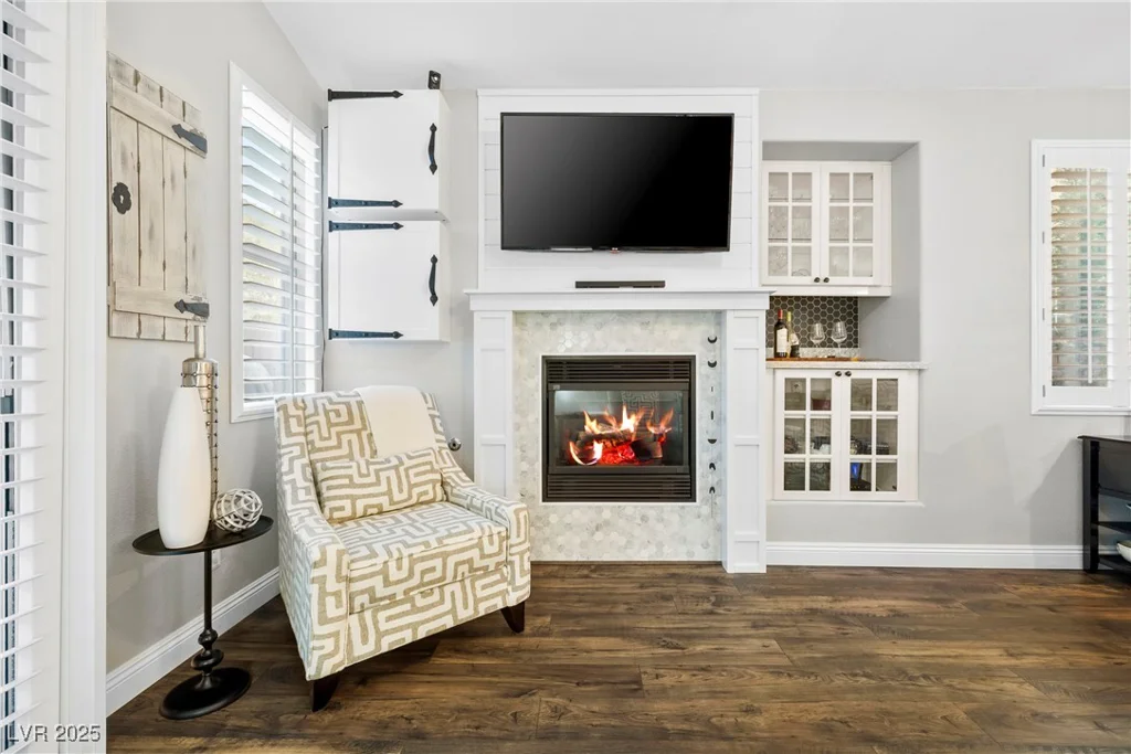 168 Mountainside, Henderson, NV 89012