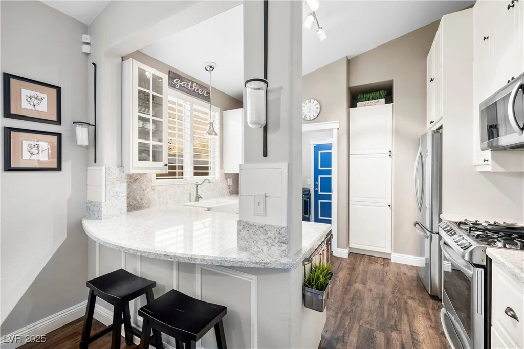 168 Mountainside, Henderson, NV 89012