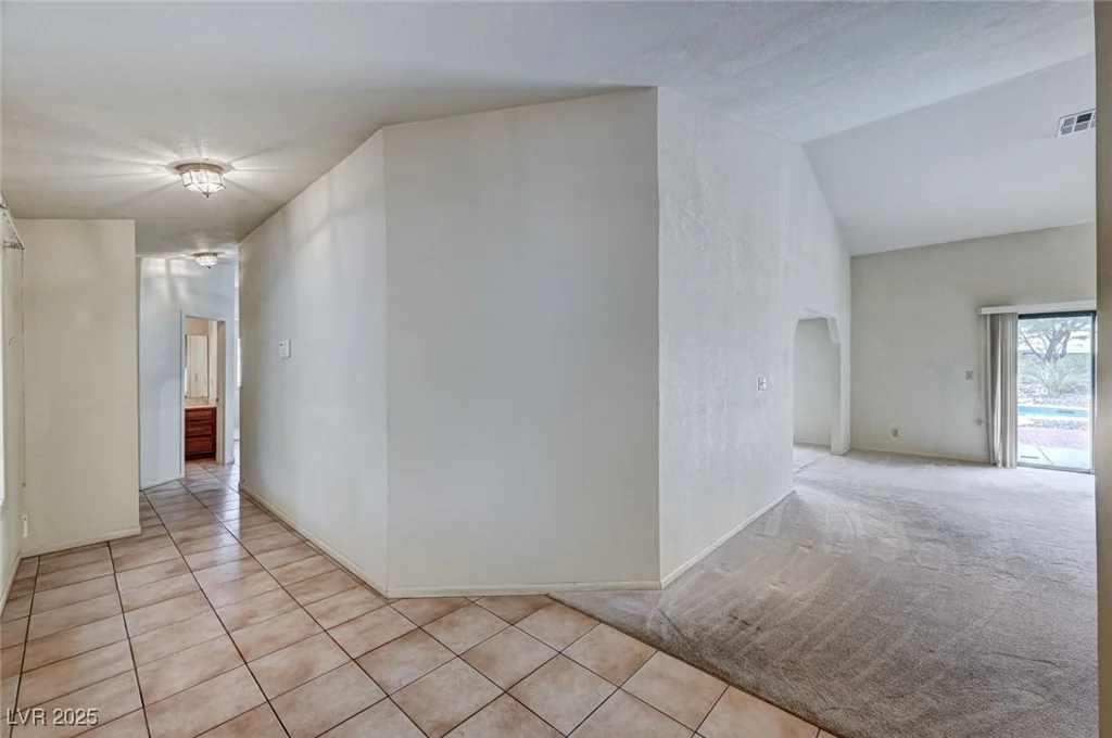 6452 Viewpoint, Las Vegas, NV 89156