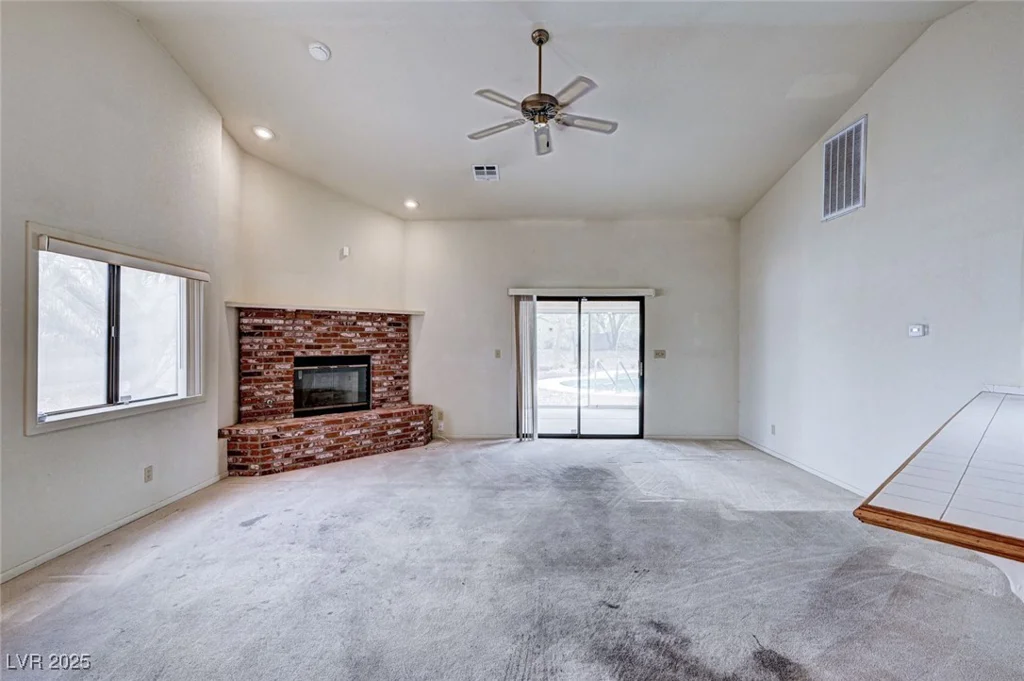 6452 Viewpoint, Las Vegas, NV 89156