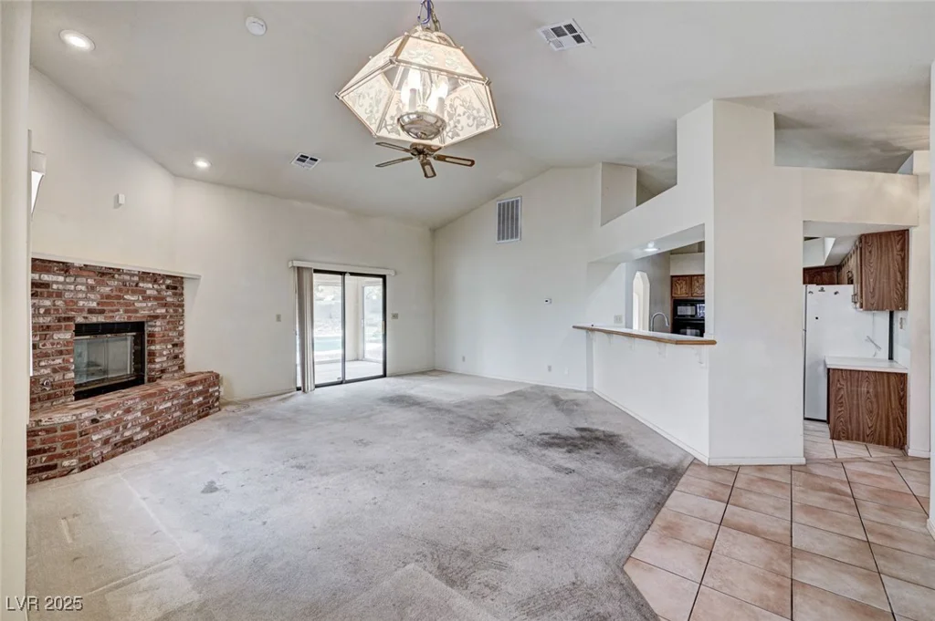 6452 Viewpoint, Las Vegas, NV 89156