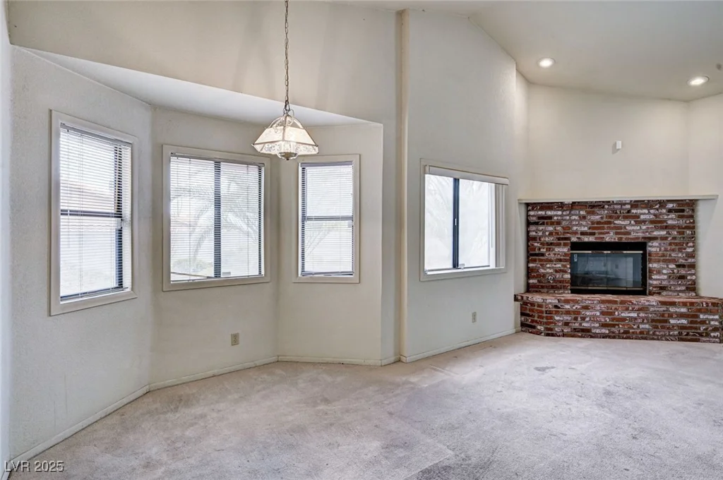 6452 Viewpoint, Las Vegas, NV 89156