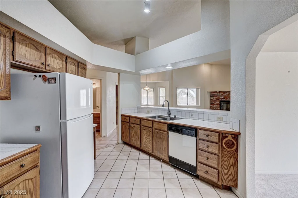 6452 Viewpoint, Las Vegas, NV 89156