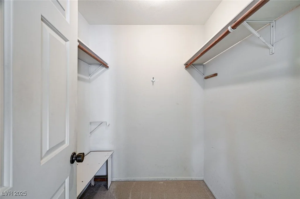 6452 Viewpoint, Las Vegas, NV 89156