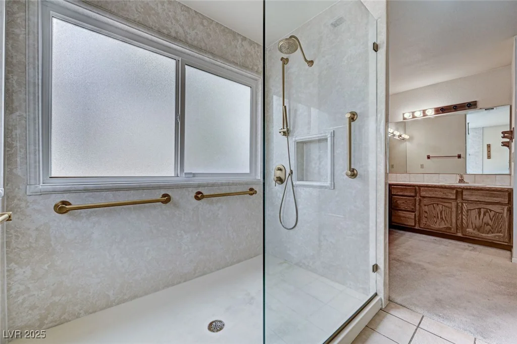 6452 Viewpoint, Las Vegas, NV 89156