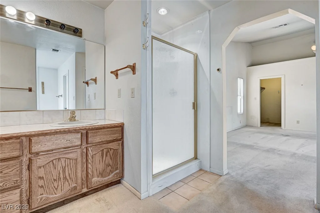 6452 Viewpoint, Las Vegas, NV 89156