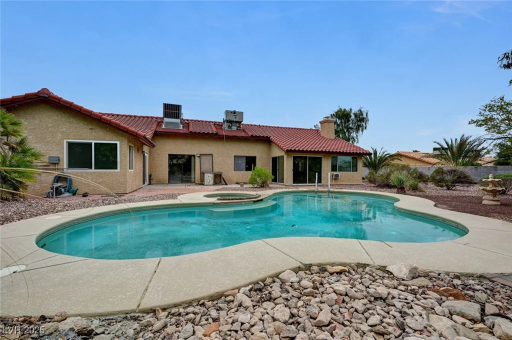 6452 Viewpoint, Las Vegas, NV 89156