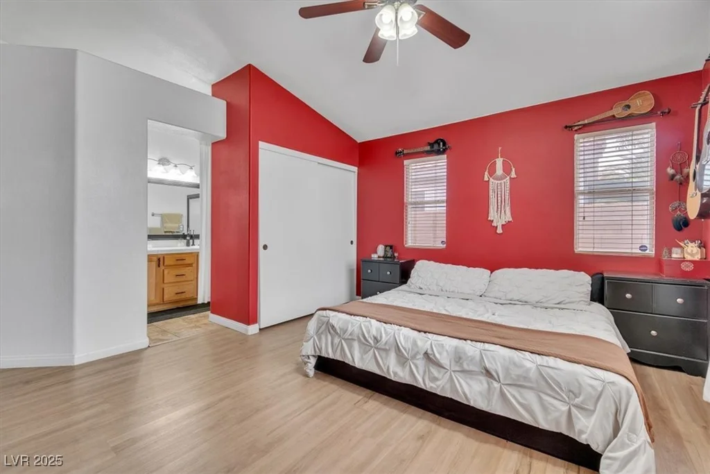 5824 Round Castle, Las Vegas, NV 89130