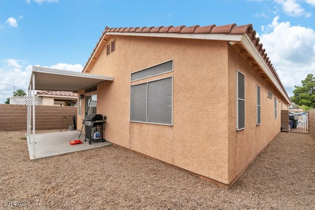 5824 Round Castle, Las Vegas, NV 89130