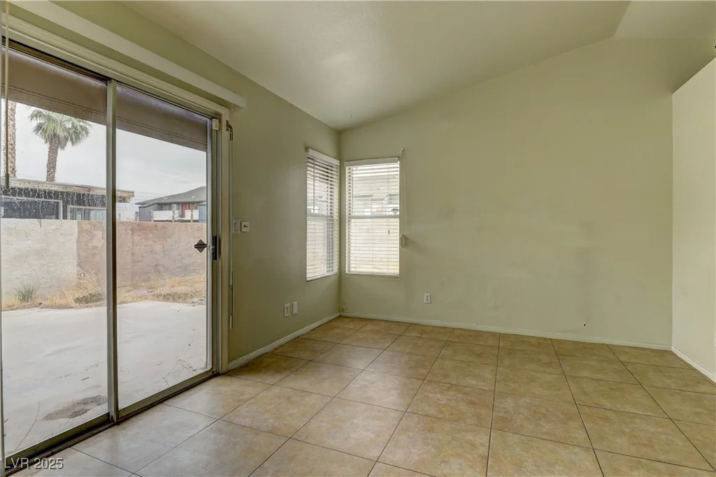6613 Miners Hope, Las Vegas, NV 89108